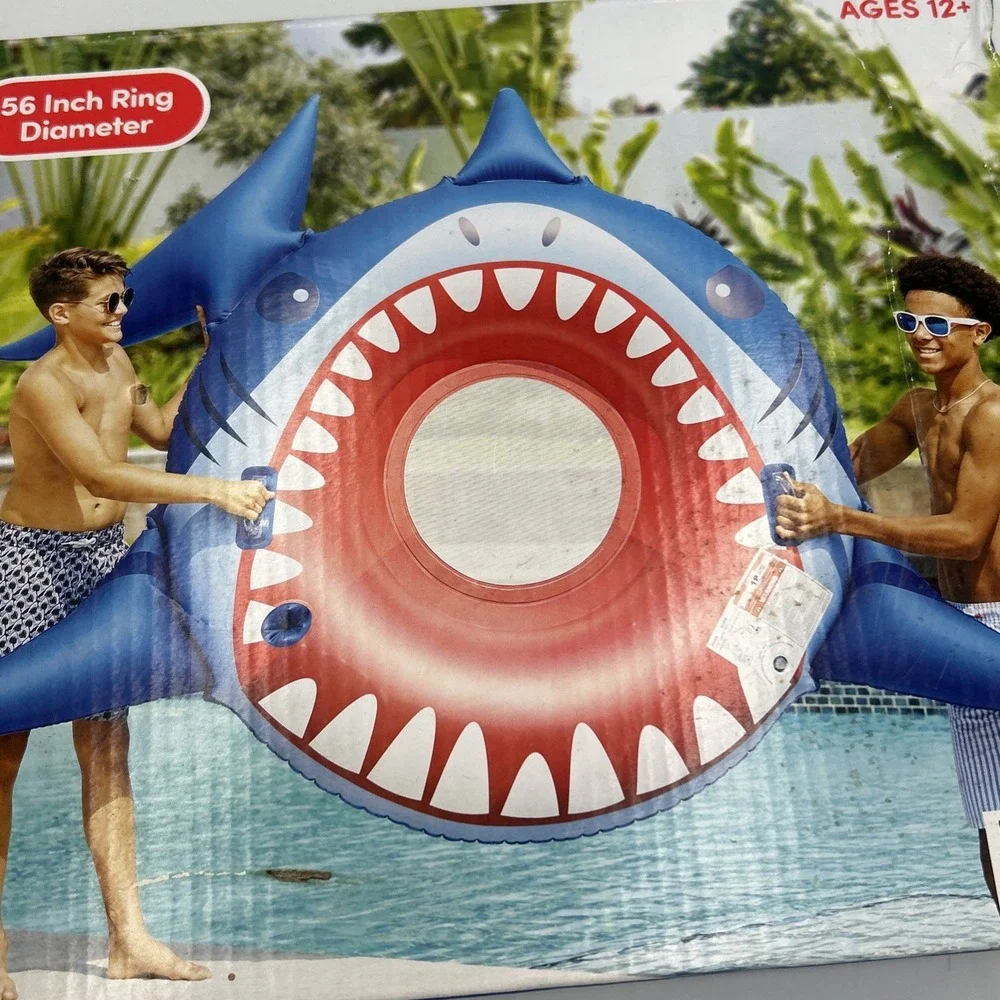 Member's Mark Oversized Pool Float Mesh Seating 56